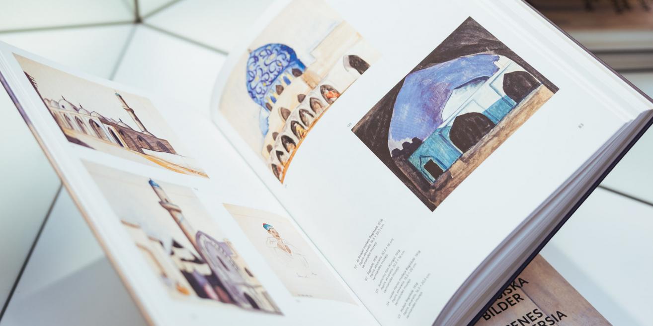Jāzeps Grosvalds' book Scenes of Persia. Design: Inese Hofmane. 2023. Photo: Ģirts Raģelis