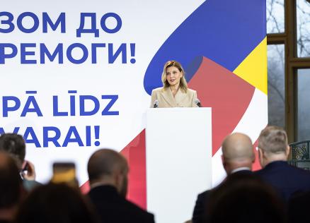Ukraine's First Lady Olena Zelenska Visits the LNMA